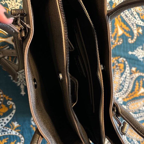 NWT | Nicole Miller Crossbody Metallic Handbag - Picture 4 of 9